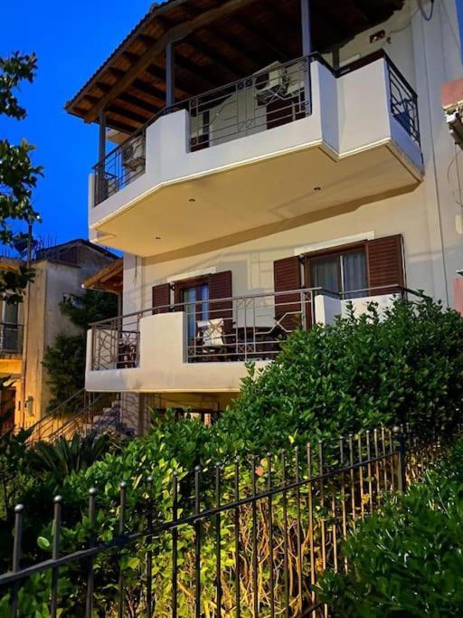 Apartamento Helen'S House Paleros Exterior foto
